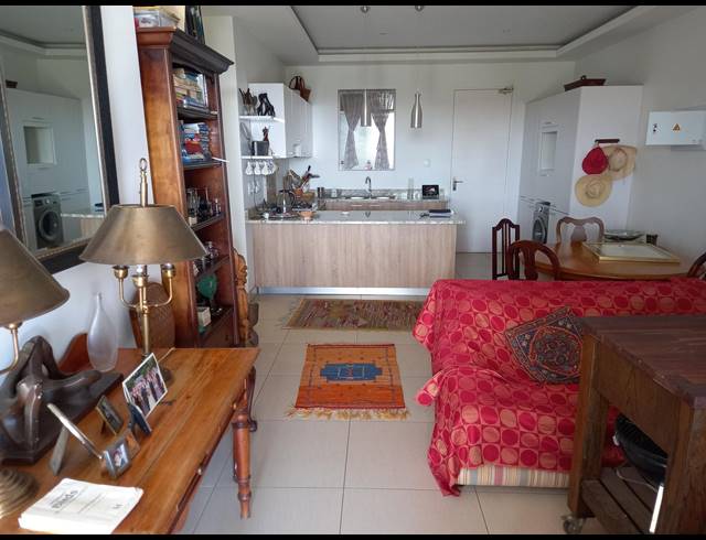2 BEDROOM FLAT FOR SALE IN MODDERFONTEIN